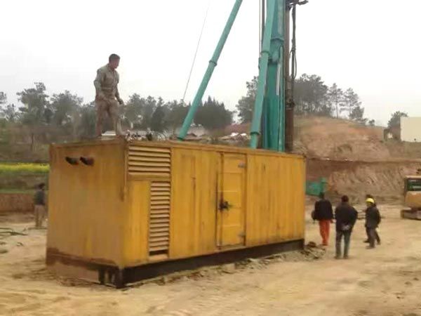 大姚如何判断水冷式机油散热器密封件是否需要更换？